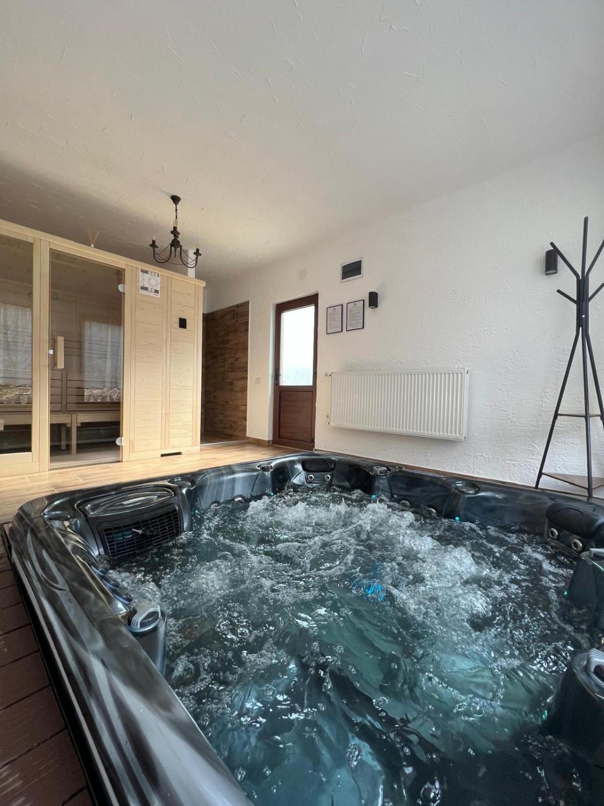 Regina Muntilor Spa&Confort Моєчу-де-Сус Екстер'єр фото